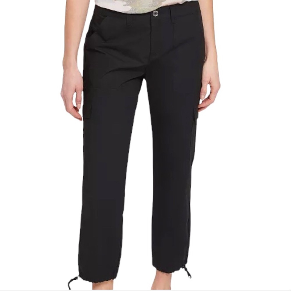 DKNY Jeans
Drawstring-Hem Cargo Pants
